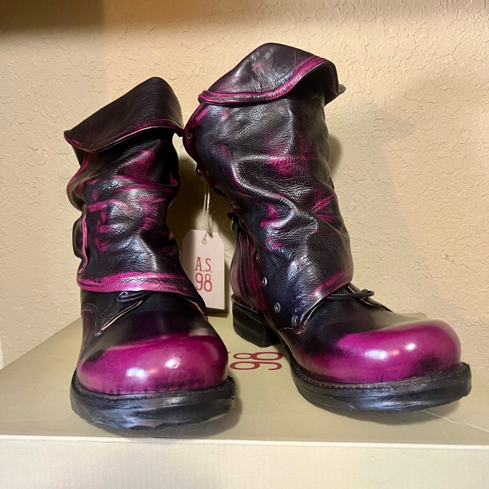 NIB A.S.98 Emerson Fushia black moto ankle boots size 39 (8.5-9)